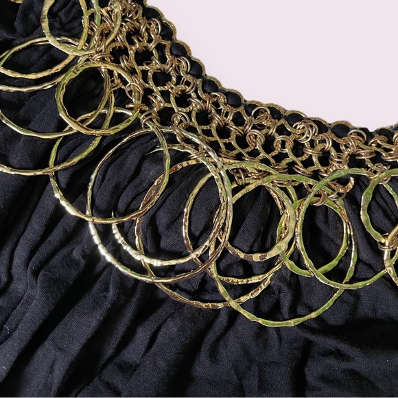 Sky Black and Gold Halter Top - Picture 4 of 4